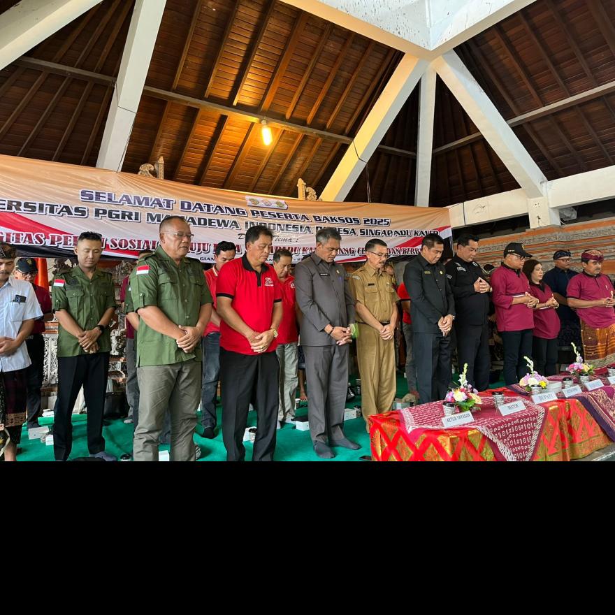 KEGIATAN BAKSOS UNIVERSITAS PGRI MAHADEWA DENPASAR
